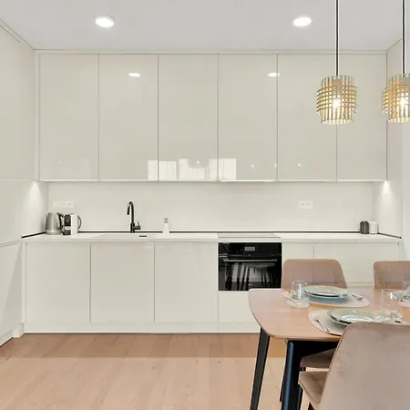 Apartament The Cozy Pearl - Light, Style & Balcony Comfort Bratysława