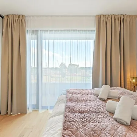 The Cozy Pearl - Light, Style & Balcony Comfort * Bratysława
